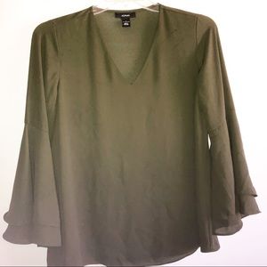 Loved autumn green Alfani top size 6